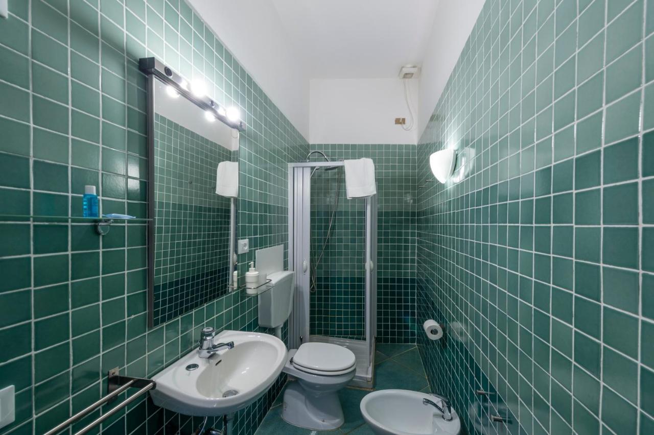 Symphony Apartment *